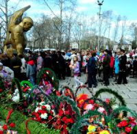 КАЛАРАШ Дмитрий Леонтьевич (12 декабря 1911 — 29 октября 1942)