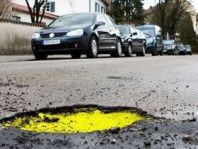 «Свободная газета +» объявляет конкурс на лучшее фото «Золотая колдобина»!